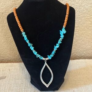 NWT Turquoise and Sliver Long Beaded Fashion Necklace